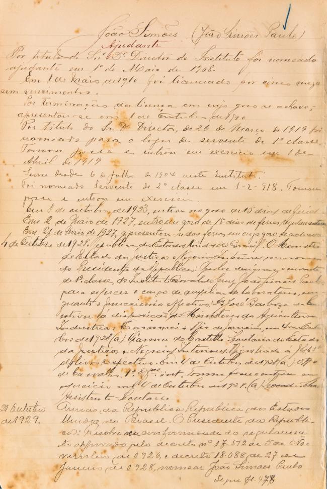 Ficha de registro funcional de João Simões Paulo. Documento manuscrito